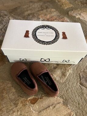 Edgehill Collection Kids' Brown velvet loafer Slip-Ons
